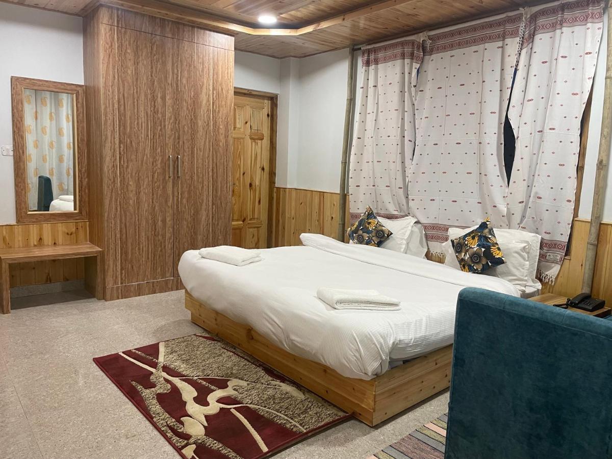 Hotel Mountain Majesty! Top-Rated Luxury Stay Amid Snowcapped Mountains With Balcony And Riverside Calm Manali  Luaran gambar